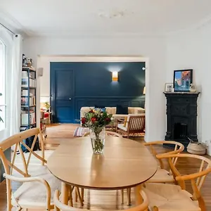 Montmartre // Lovely Flat For ! , Paris France