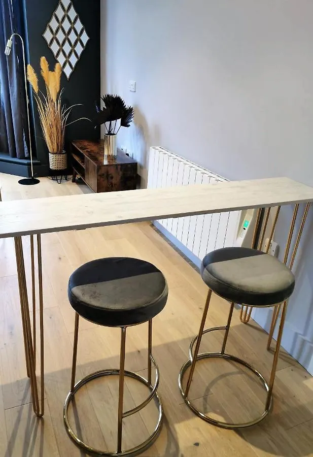 Apartment Brighton Rocks Central One Bed In Quiet Luxuy Development